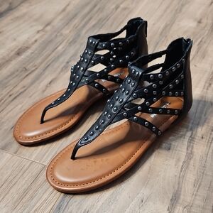 Gianni Bini Women's Studded Black Gladiator Sandals 8 1/2M